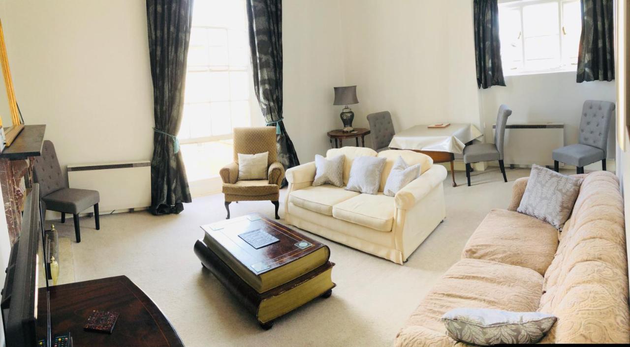 Alexander House Apartment Corsham Luaran gambar