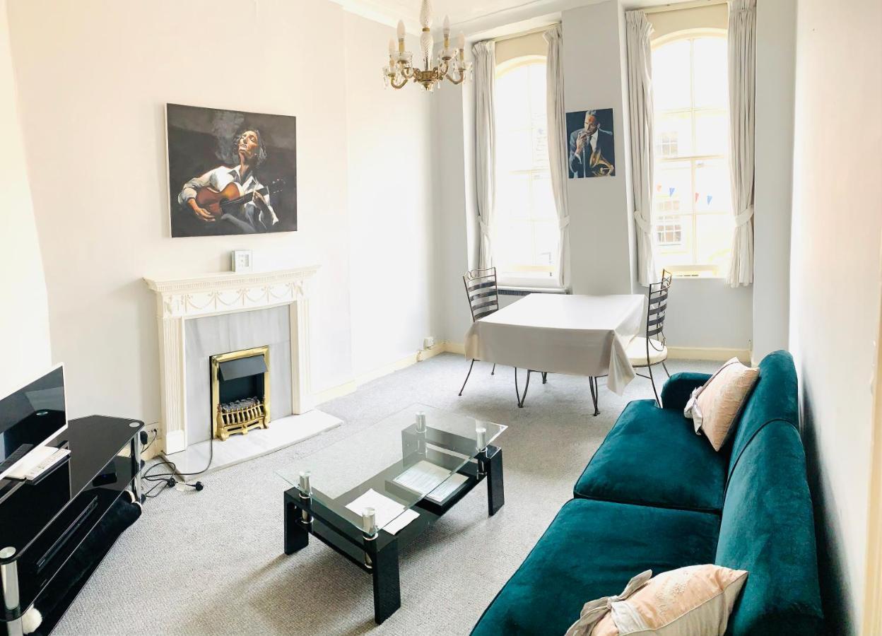 Alexander House Apartment Corsham Luaran gambar